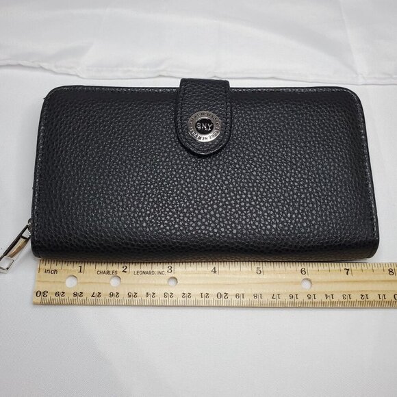 Stone New York Black Pebbled Leather Wallet W/ Snap Closure & Zipper Compartment - Picture 4 of 6